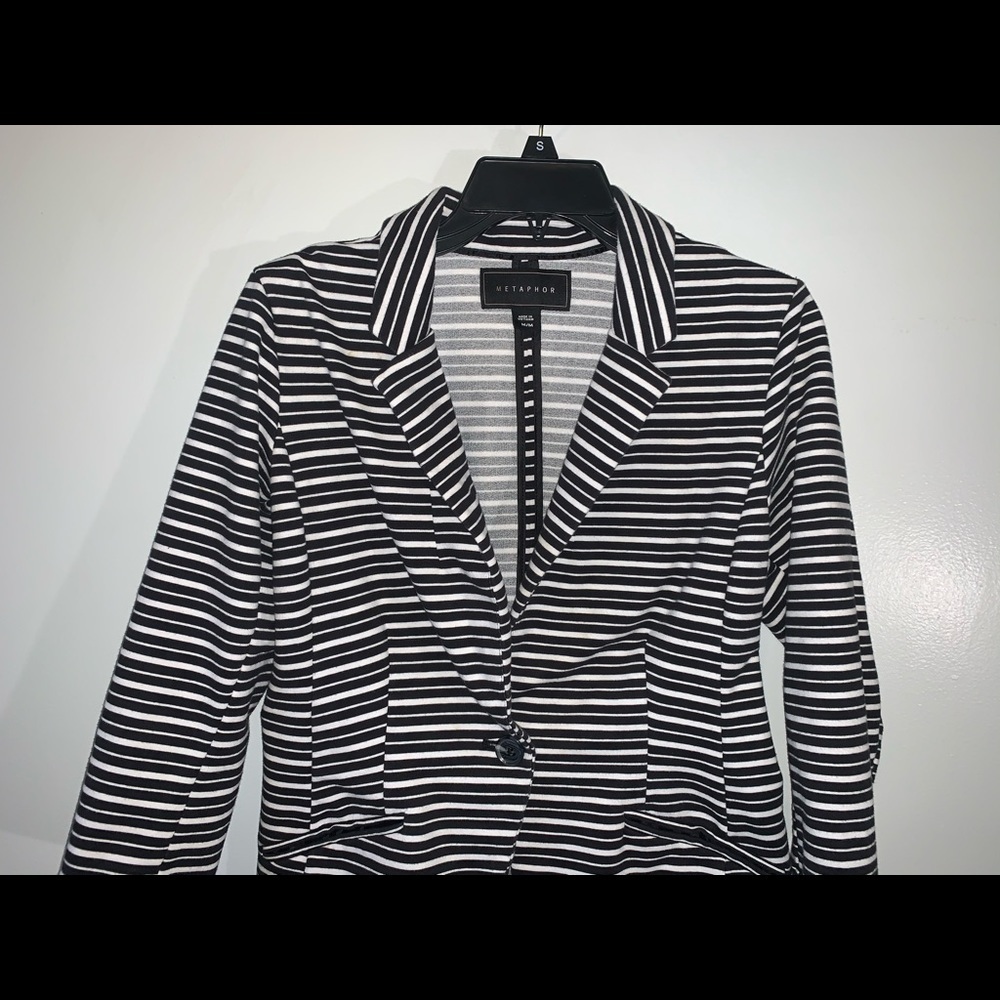 - Metaphor jacket 001 - Picture 7 of 8